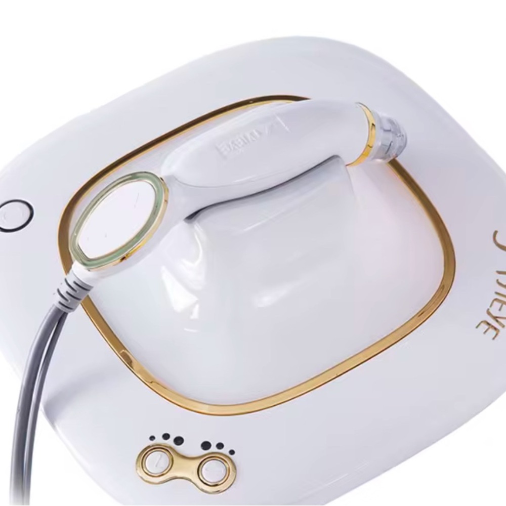 White and Gold Skincare Tool